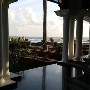 Palm Tree Bungalow Varkala