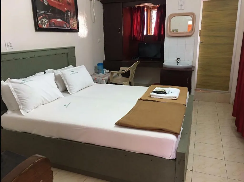 Anandan Tourist Home Varkala Hotel