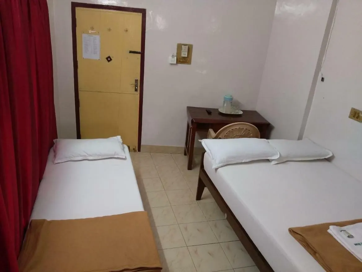 Anandan Tourist Home Varkala 0*,  India