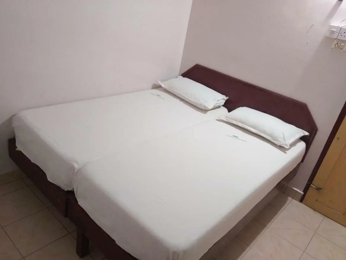 Hotel Anandan Tourist Home Varkala